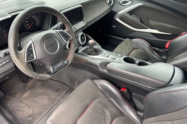 2018 Chevrolet Camaro 2dr Coupe ZL1