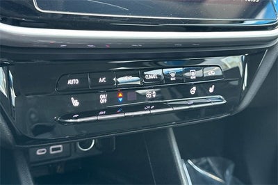 2022 Chevrolet Bolt EUV FWD 4dr LT