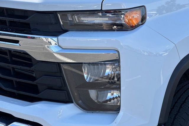 2025 Chevrolet Silverado 2500 HD Crew Cab Standard Box 4-Wheel Drive LT