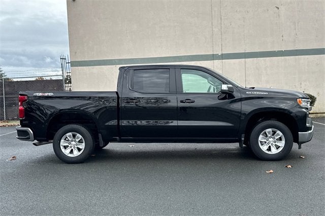2025 Chevrolet Silverado 1500 Crew Cab Short Box 4-Wheel Drive LT 1LT