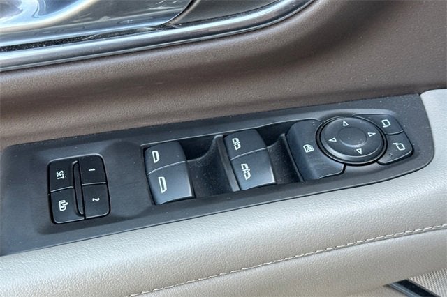 2024 Chevrolet Suburban 4WD LT