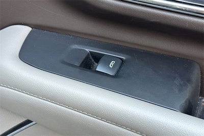 2024 Chevrolet Suburban 4WD LT