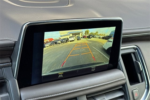 2024 Chevrolet Suburban 4WD LT