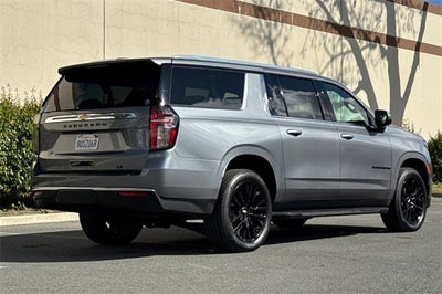 2021 Chevrolet Suburban 4WD LT
