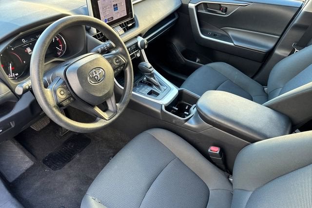 2024 Toyota RAV4 LE AWD (Natl)