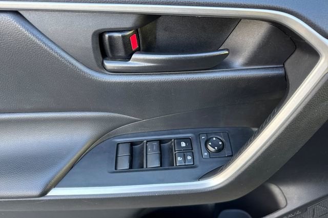 2024 Toyota RAV4 LE AWD (Natl)