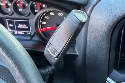 2025 Chevrolet Silverado 1500 Crew Cab Short Box 4-Wheel Drive Custom