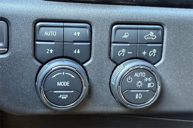 2024 Chevrolet Silverado 1500 Crew Cab Short Box 4-Wheel Drive ZR2