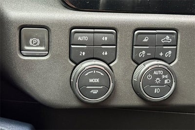 2022 Chevrolet Silverado 1500 Crew Cab Standard Box 4-Wheel Drive High Country