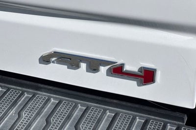 2022 GMC Sierra 1500 Crew Cab Short Box 4-Wheel Drive AT4