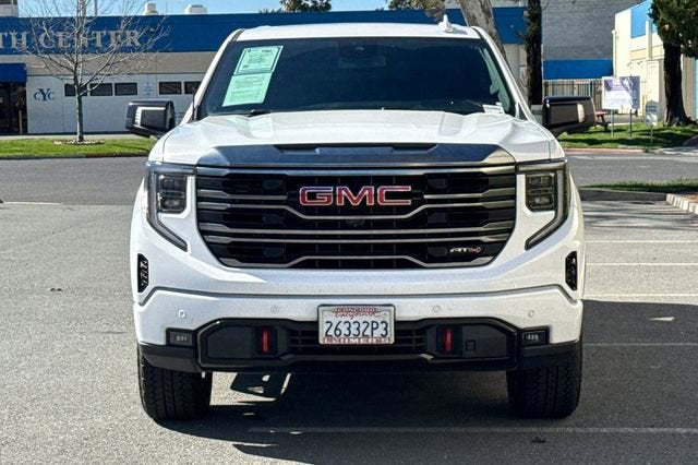 2022 GMC Sierra 1500 Crew Cab Short Box 4-Wheel Drive AT4