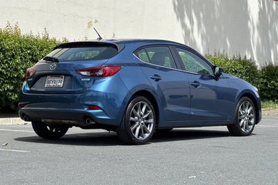 2018 Mazda Mazda3 Hatchback Touring Auto