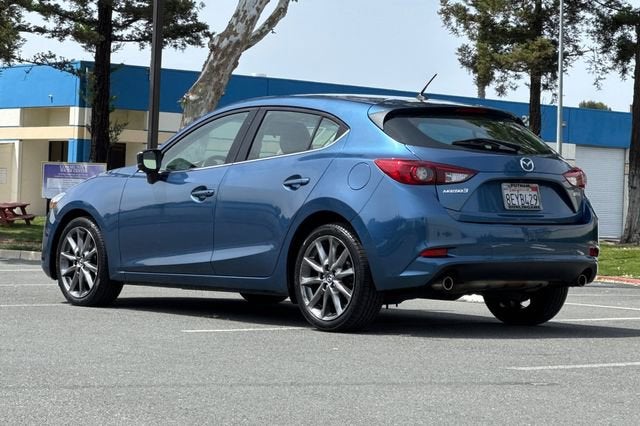 2018 Mazda Mazda3 Hatchback Touring Auto
