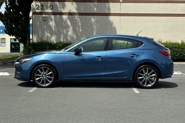 2018 Mazda Mazda3 Hatchback Touring Auto