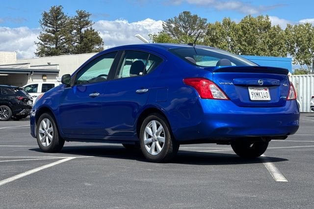 2013 Nissan Versa 4dr Sdn CVT 1.6 SL