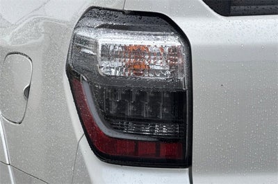 2019 Toyota 4Runner SR5 4WD (GS)