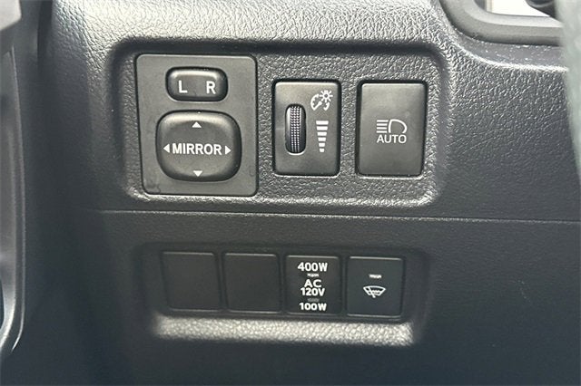 2022 Toyota 4Runner SR5 Premium 2WD (Natl)