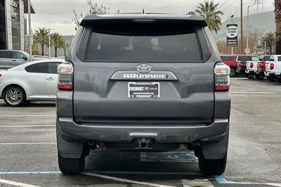 2022 Toyota 4Runner SR5 Premium 2WD (Natl)