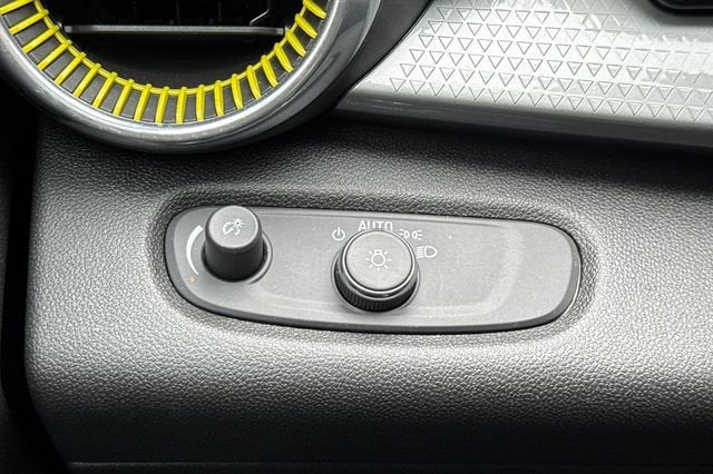 2026 Chevrolet Trax FWD 4dr LT