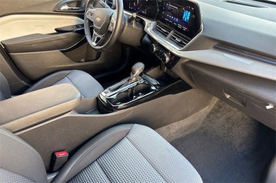 2025 Chevrolet Trax FWD 4dr LT