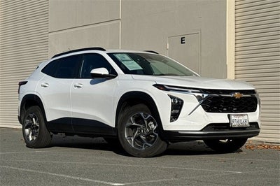 2025 Chevrolet Trax FWD 4dr LT