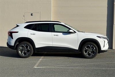 2025 Chevrolet Trax FWD 4dr LT