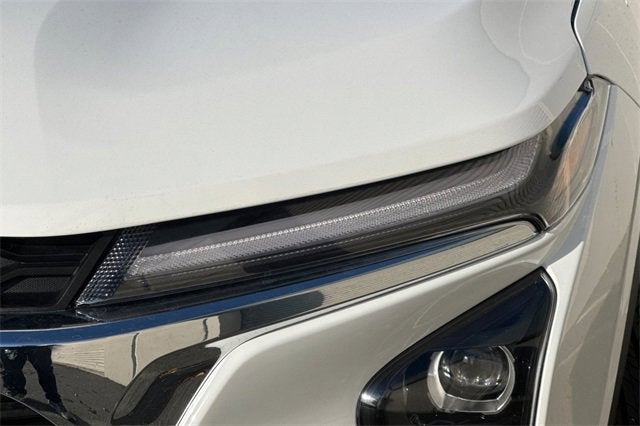 2025 Chevrolet Trax FWD 4dr LT