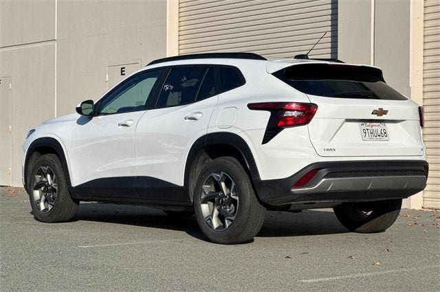 2025 Chevrolet Trax FWD 4dr LT