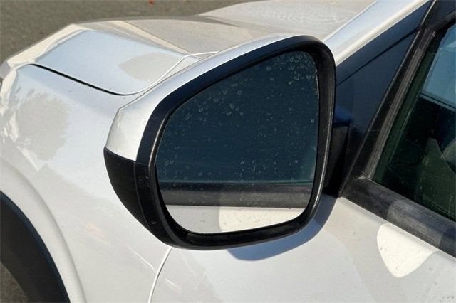 2025 Chevrolet Trax FWD 4dr LT