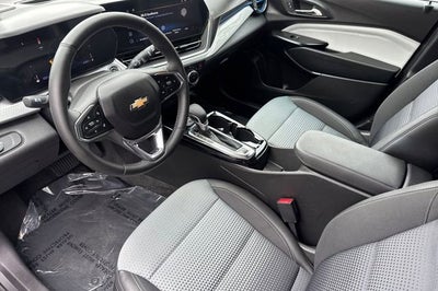 2025 Chevrolet Trax FWD 4dr LT