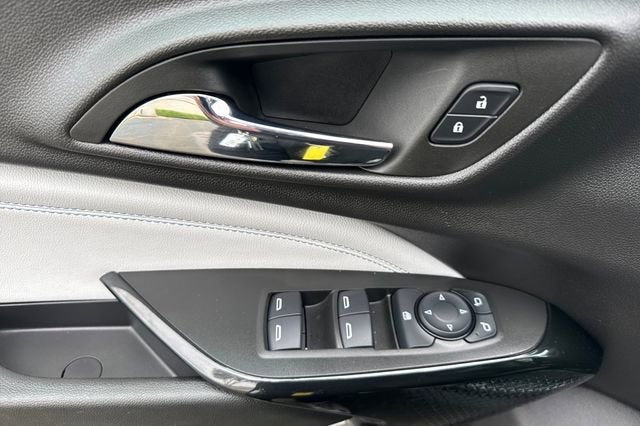 2025 Chevrolet Trax FWD 4dr LT