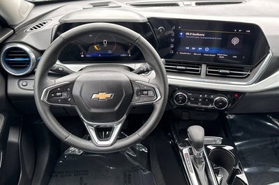 2025 Chevrolet Trax FWD 4dr LT