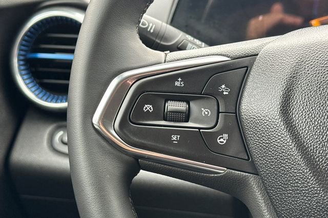 2025 Chevrolet Trax FWD 4dr LT