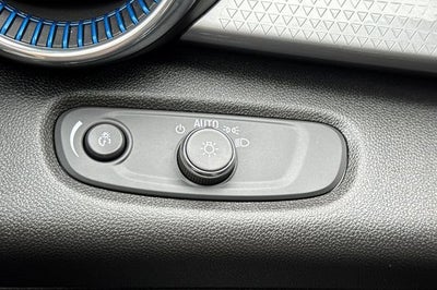 2025 Chevrolet Trax FWD 4dr LT