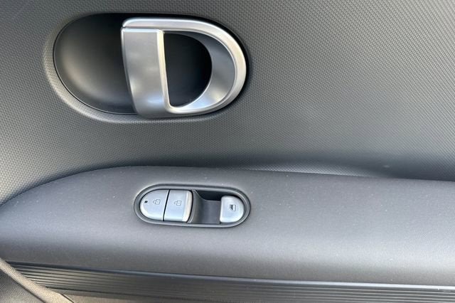 2024 Hyundai IONIQ 5 SE RWD