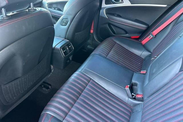 2023 Genesis G70 2.0T RWD