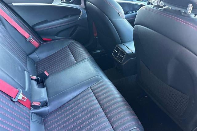 2023 Genesis G70 2.0T RWD