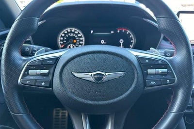 2023 Genesis G70 2.0T RWD