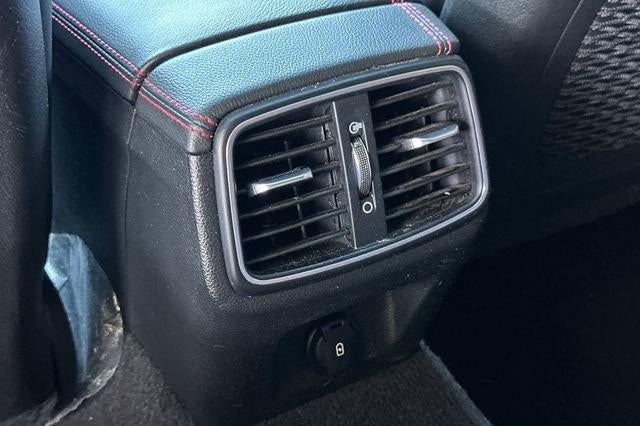 2023 Genesis G70 2.0T RWD