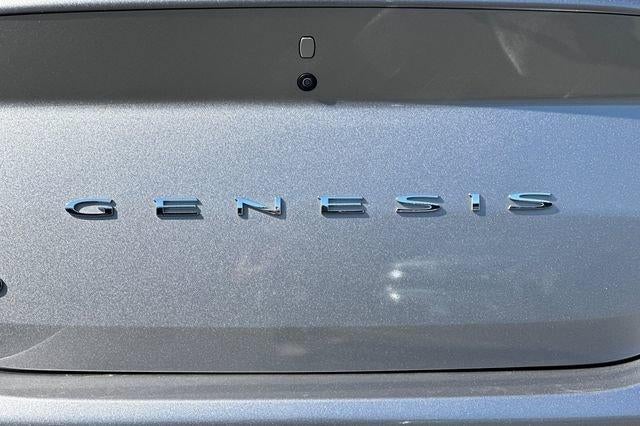 2023 Genesis G70 2.0T RWD