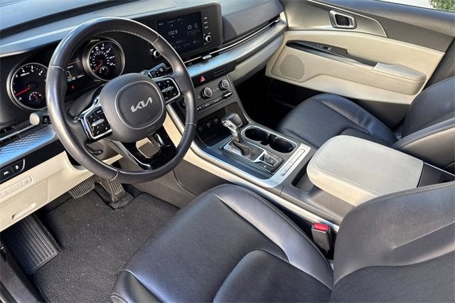 2024 Kia Carnival MPV LX FWD w/Seat Pkg
