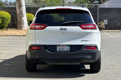 2017 Jeep Cherokee Sport