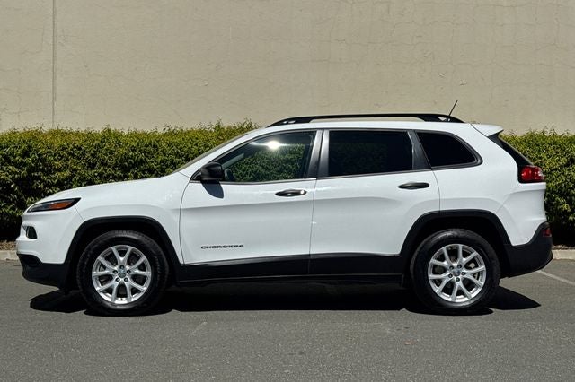2017 Jeep Cherokee Sport