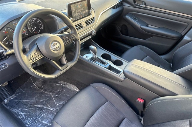 2025 Nissan Altima S