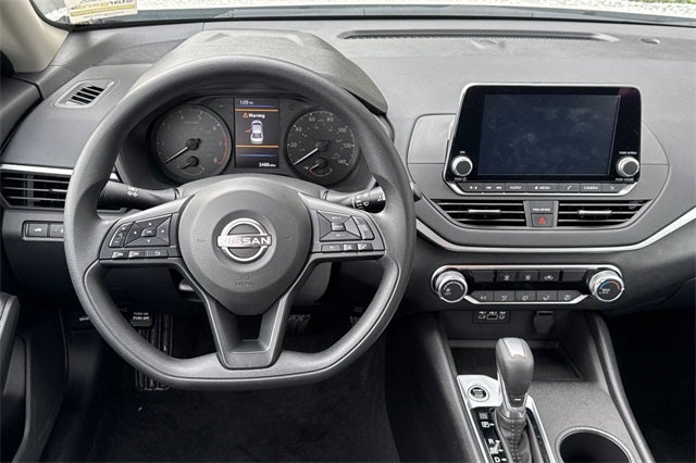 2025 Nissan Altima S