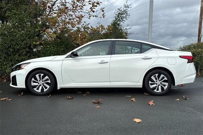 2025 Nissan Altima S