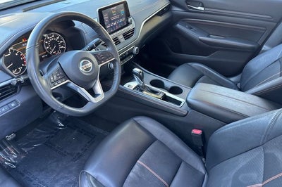 2022 Nissan Altima 2.5 SR SR