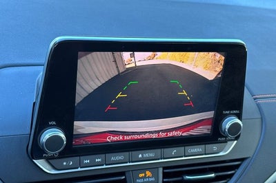 2022 Nissan Altima 2.5 SR SR