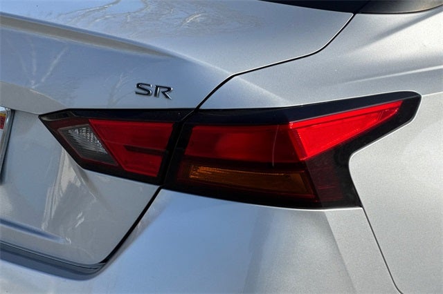 2021 Nissan Altima 2.5 SR SR FWD