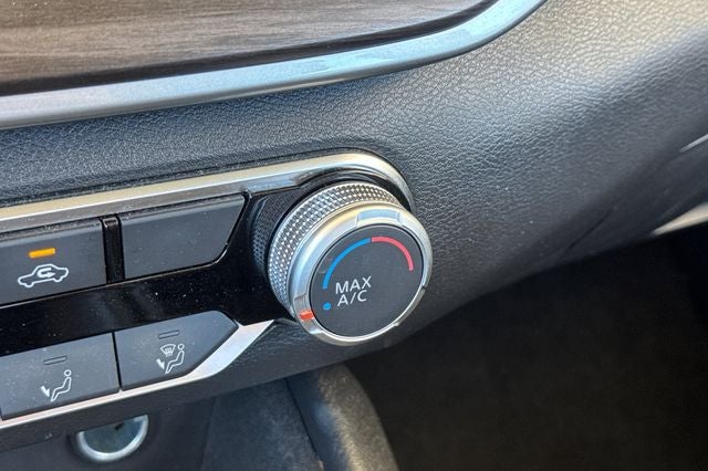 2025 Nissan Altima 2.5 SV SV
